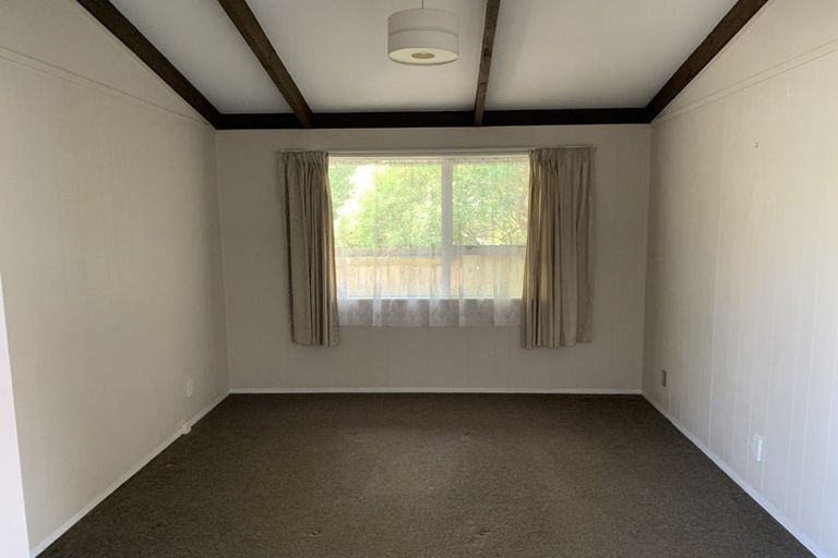 Photo of property in 2 Read Street, Levin, 5510