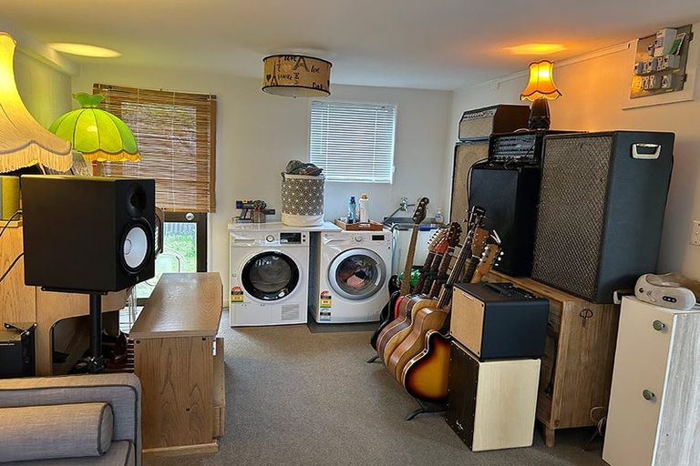 Photo of property in 2/12 Brittan Street, Linwood, Christchurch, 8011