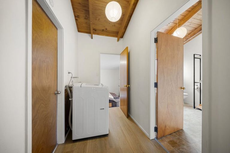 Photo of property in 21c Lorenzen Bay Road, Raglan, 3225