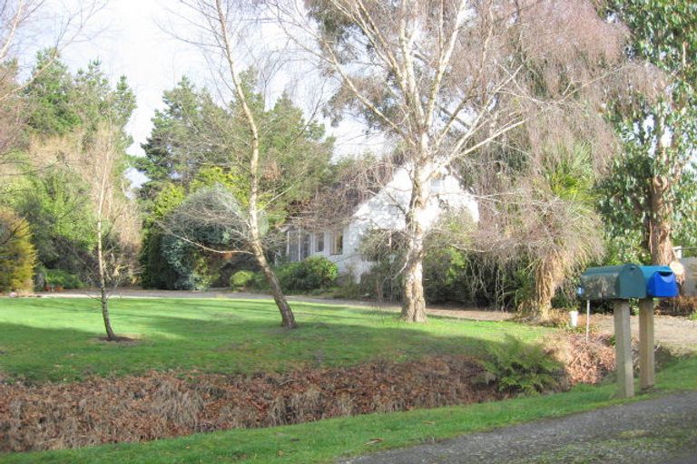 Photo of property in 11 Awarua Road, Otatara, Invercargill, 9879