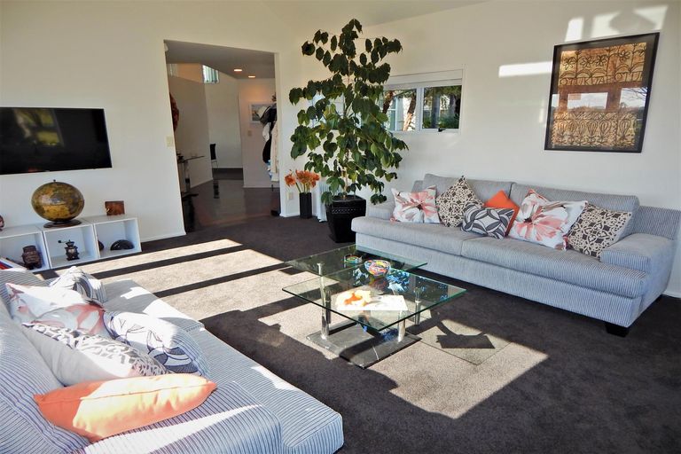 Photo of property in 36 Rarere Terrace, Kerikeri, 0230