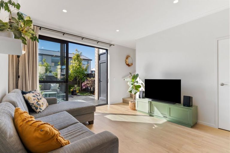 Photo of property in 22 David Carnegie Road, Hobsonville, Auckland, 0616