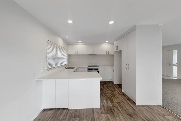 Photo of property in 56 Kilimanjaro Drive, Northpark, Auckland, 2013