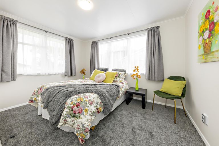 Photo of property in 26 Chingford Close, Mangere, Auckland, 2022