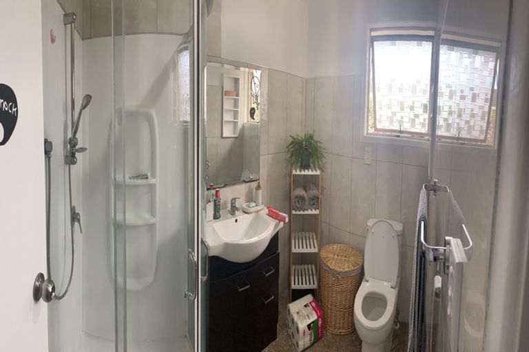 Photo of property in 43 Othello Drive, Clover Park, Auckland, 2023