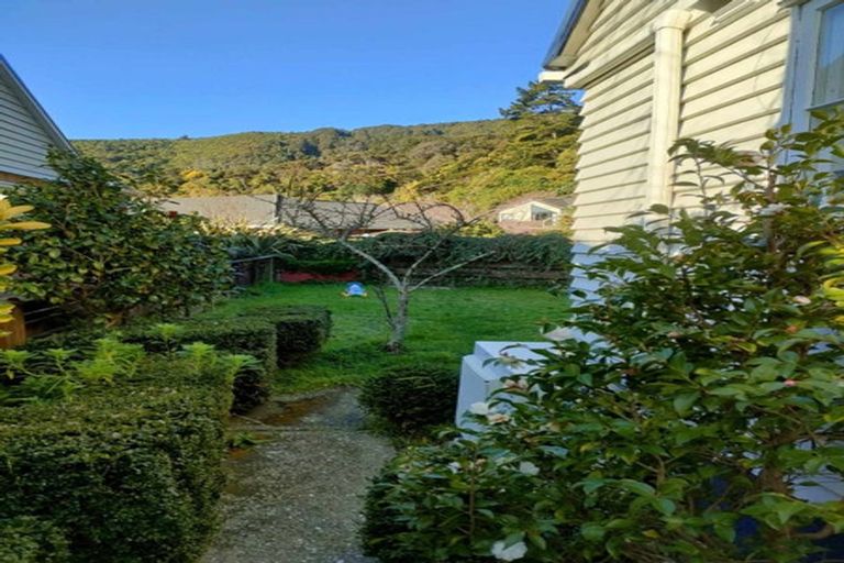 Photo of property in 15 Mawson Street, Waiwhetu, Lower Hutt, 5010