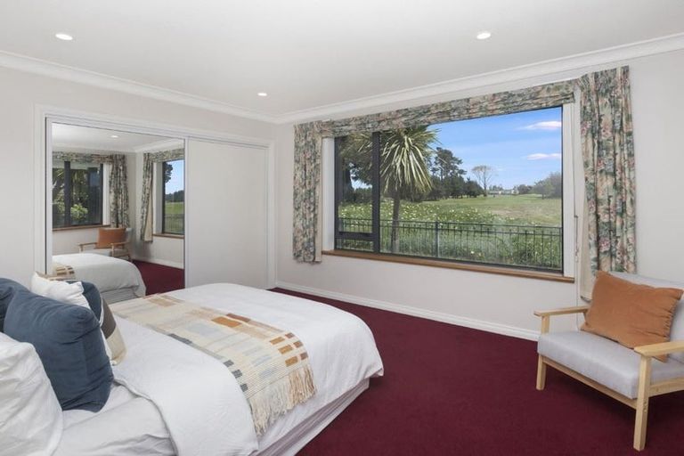 Photo of property in 18 Cordyline Place, Waimairi Beach, Christchurch, 8083
