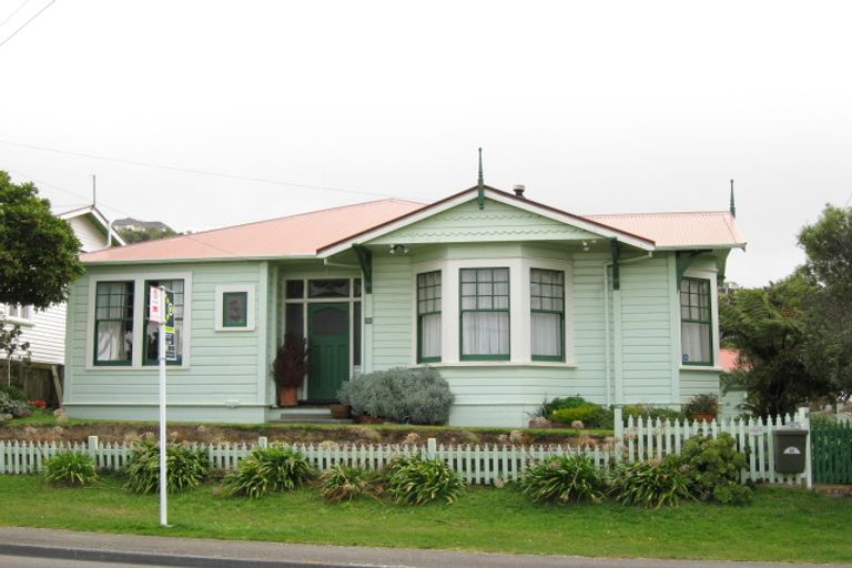 Photo of property in 38 Beauchamp Street, Karori, Wellington, 6012