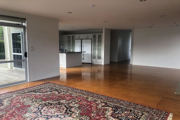 Photo of property in 9 Okura River Road, Okura, Albany, 0792