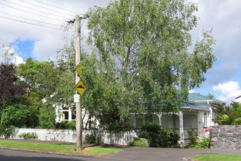 Photo of property in 9 Ashton Road, Mount Eden, Auckland, 1024