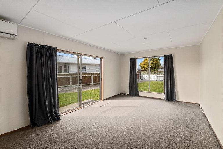 Photo of property in 6 Cook Street, Levin, 5510
