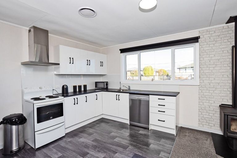 Photo of property in 57 Stuart Street, Hawthorndale, Invercargill, 9810