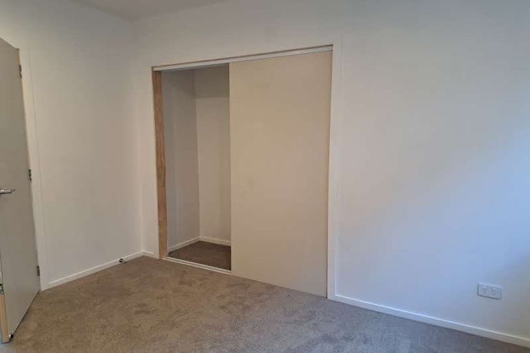 Photo of property in 2/3 Charmaine Road, Torbay, Auckland, 0630