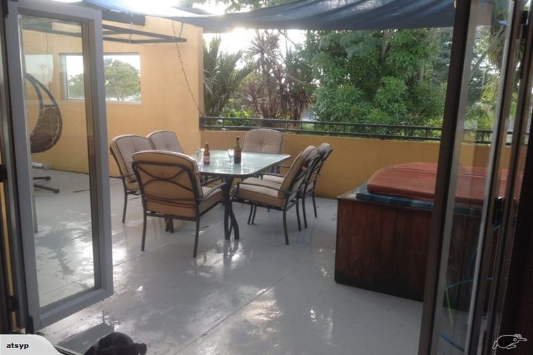 Photo of property in 21 Mace Street, Waitara, 4320