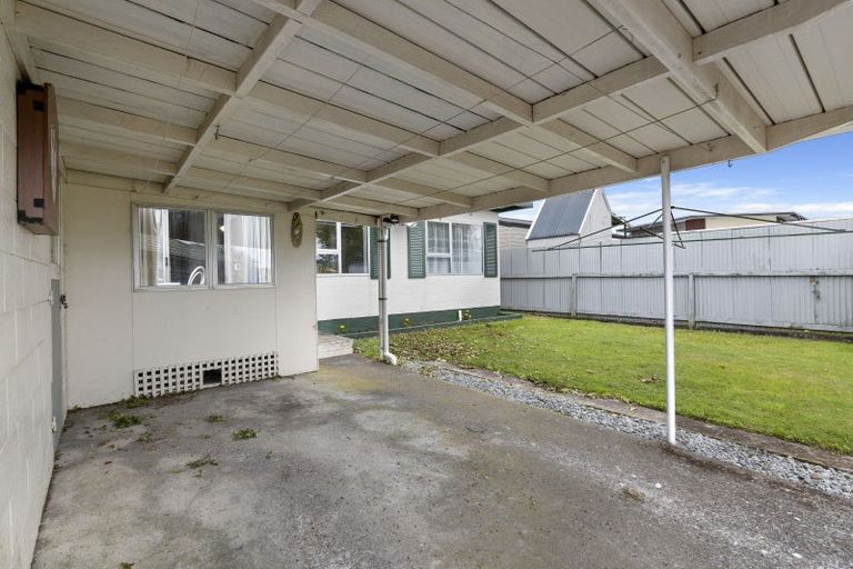 Photo of property in 42e Cutfield Street, Inglewood, 4330