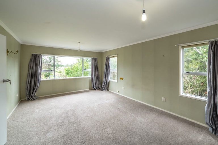 Photo of property in 16 Hickson Street, Featherston, 5710