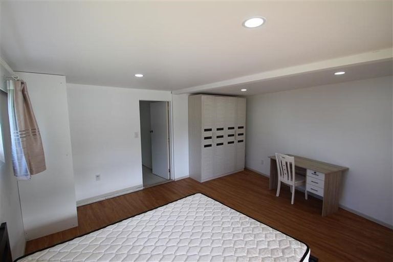 Photo of property in 78 Gladstone Road, Northcote, Auckland, 0627