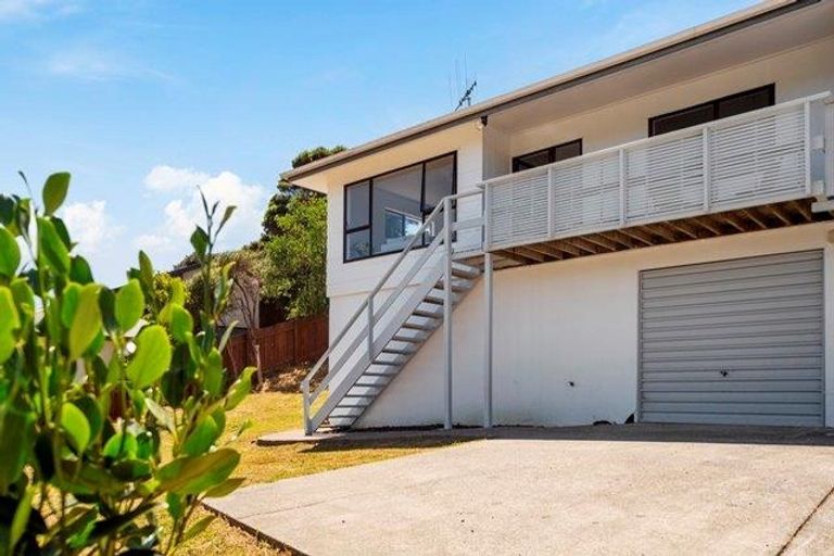 Photo of property in 49b Albatross Close, Whitby, Porirua, 5024