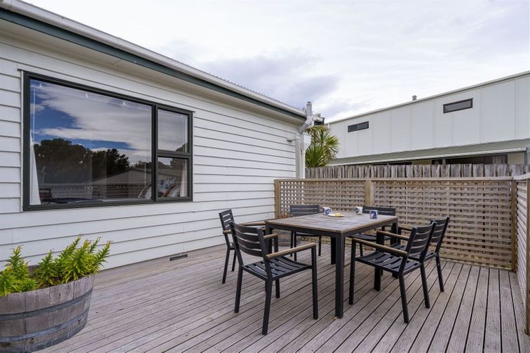Photo of property in 1 Tamarisk Drive, Riversdale Beach, Masterton, 5872