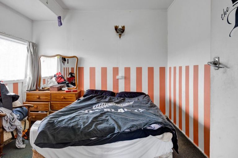 Photo of property in 4 Von Tempsky Street, Normanby, Hawera, 4614