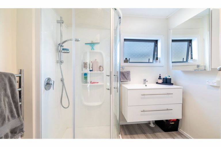 Photo of property in 22 Clutha Street, Alexandra, 9320