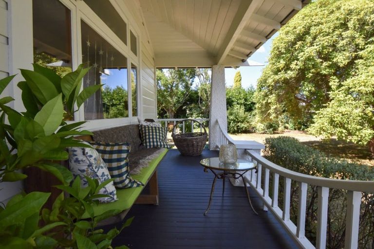 Photo of property in 90 Pembroke Street, Carterton, 5713