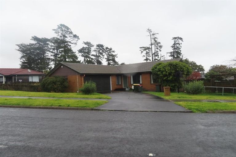 Photo of property in 183 Burswood Drive, Burswood, Auckland, 2013