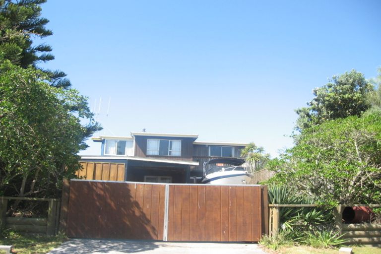 Photo of property in 701 Pukehina Parade, Pukehina, Te Puke, 3189