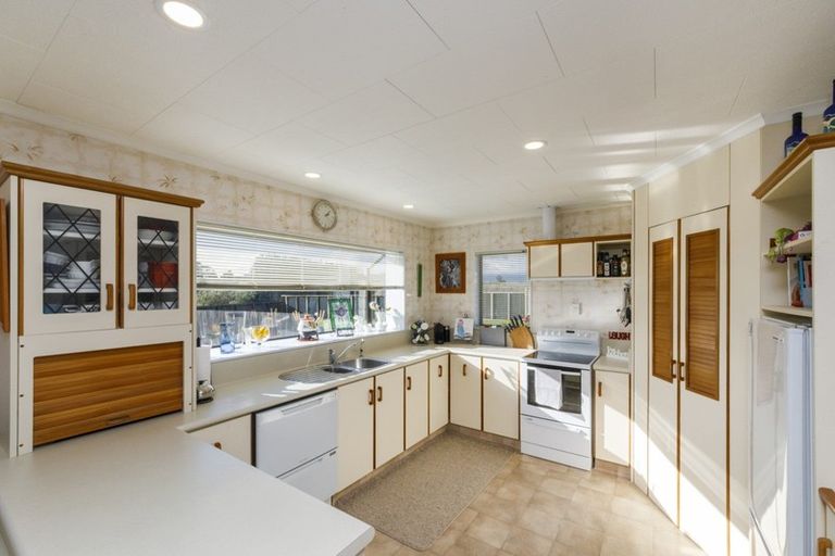 Photo of property in 580 Stoney Creek Road, Kelvin Grove, Palmerston North, 4470