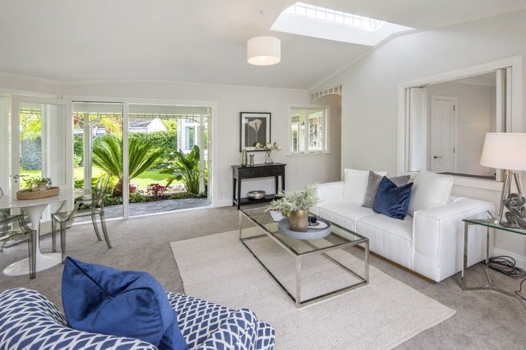 Photo of property in 52 Cheltenham Road, Devonport, Auckland, 0624