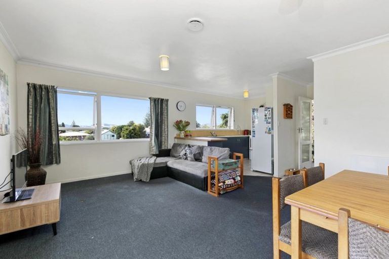 Photo of property in 3/1130 Cameron Road, Gate Pa, Tauranga, 3112