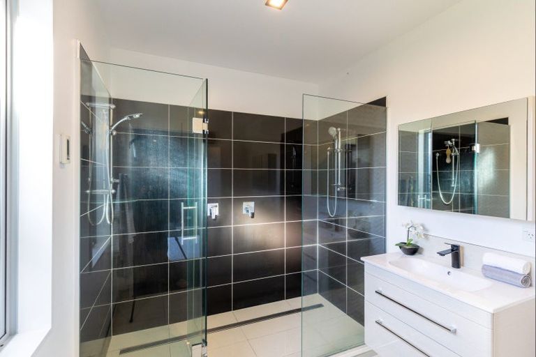 Photo of property in 26 Waitikiri Square, Parklands, Christchurch, 8083