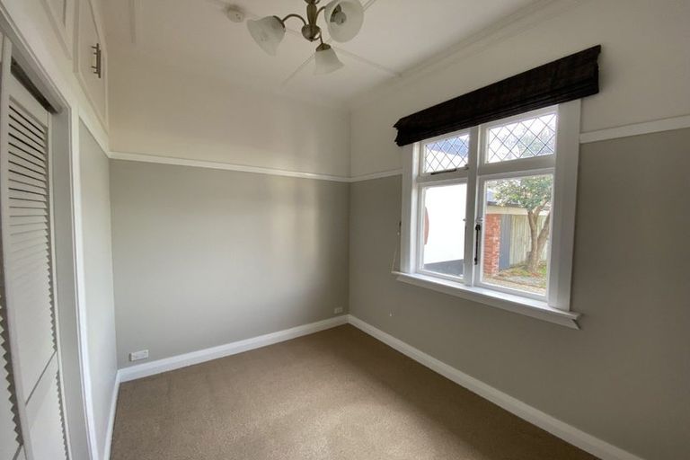 Photo of property in 191 Queens Drive, Lyall Bay, Wellington, 6022