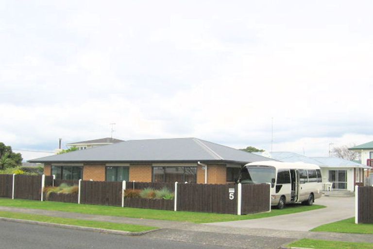 Photo of property in 5 Keilor Road, Otumoetai, Tauranga, 3110