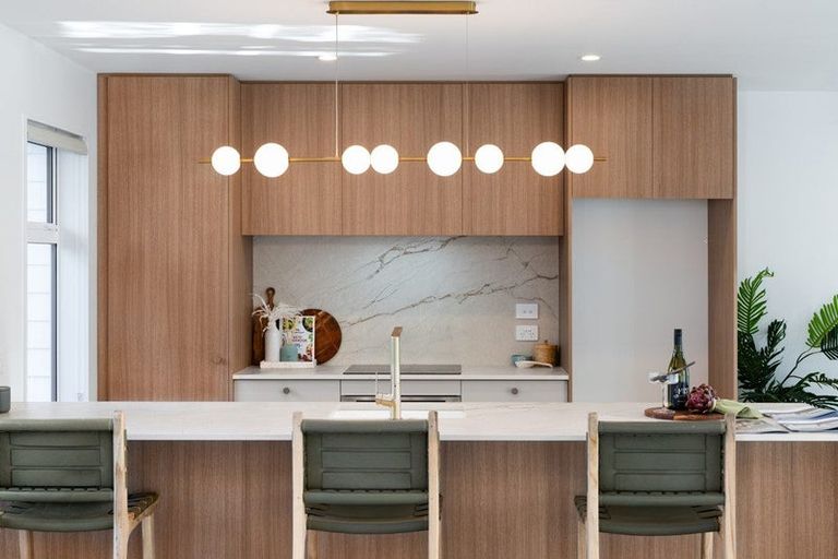 Photo of property in 1/92 Holly Road, St Albans, Christchurch, 8014