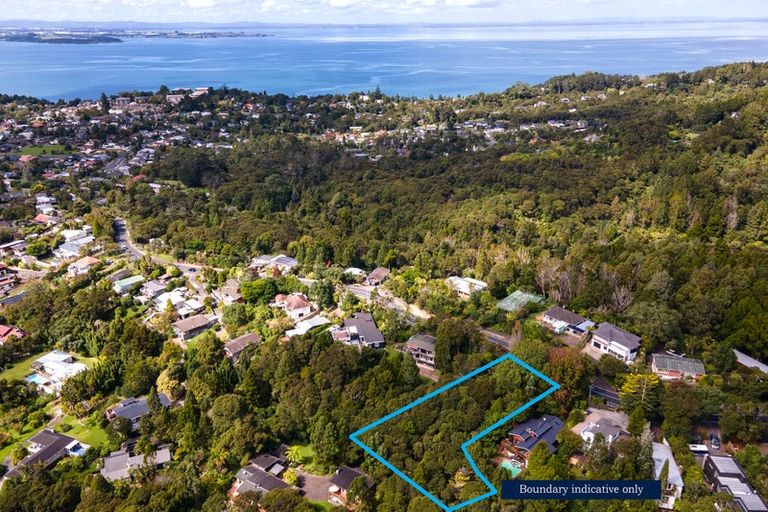 Photo of property in 213 Godley Road, Titirangi, Auckland, 0604