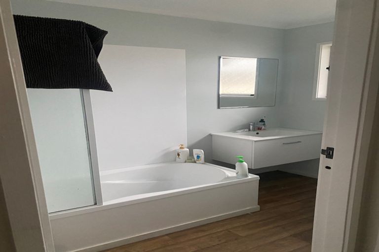 Photo of property in 2/150 Cucksey Crescent, Te Awamutu, 3800