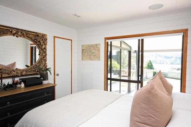 Photo of property in 130 Tirohanga Drive, Whangamata, 3620