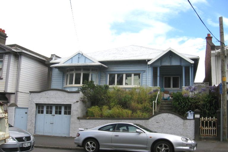 Photo of property in 84 Brougham Street, Mount Victoria, Wellington, 6011