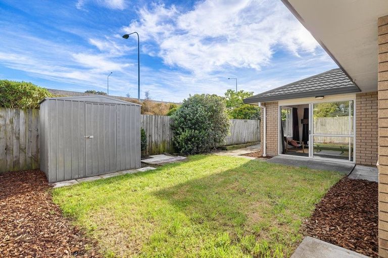 Photo of property in 2/17 Cardigan Bay Place, Addington, Christchurch, 8024