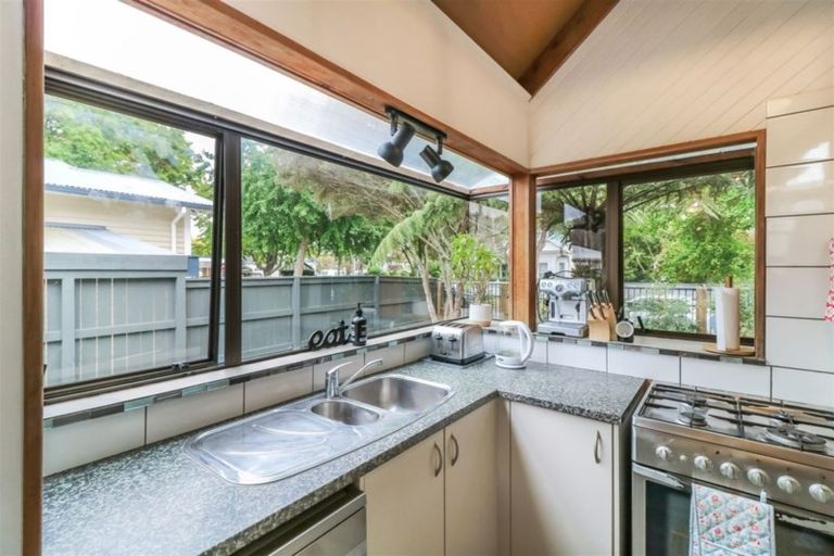 Photo of property in 15 Union Street, Claudelands, Hamilton, 3214