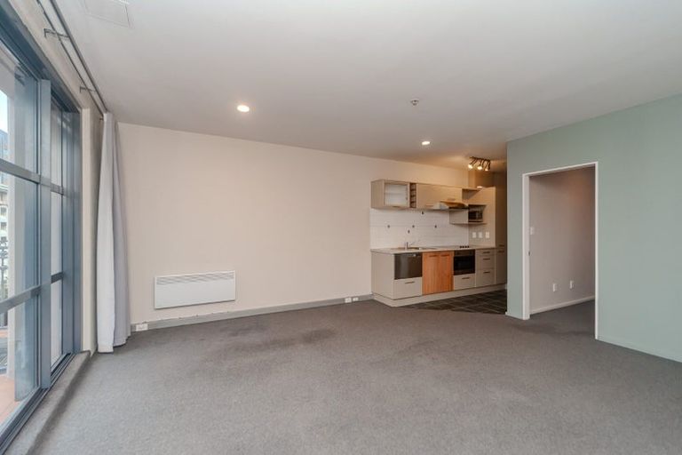 Photo of property in Atrium Towers, 8a/154 The Terrace, Wellington Central, Wellington, 6011