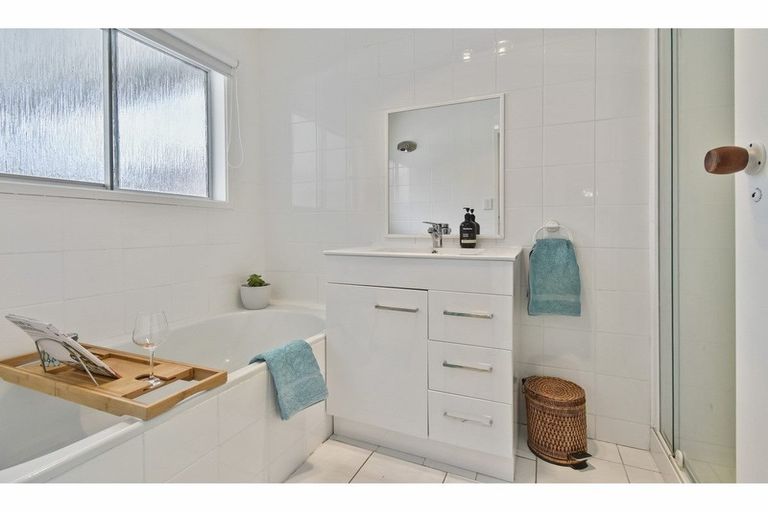 Photo of property in 4/66 Hillcrest Road, Papatoetoe, Auckland, 2025