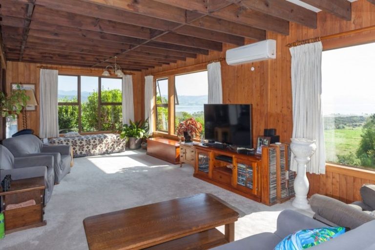 Photo of property in 285 Preeces Point Road, Preece Point, Coromandel, 3506