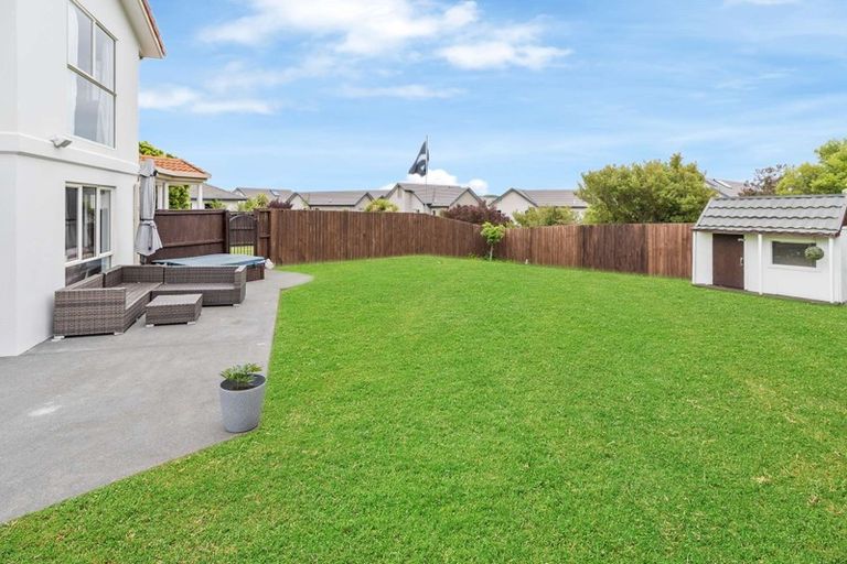 Photo of property in 1 Limes Avenue, Parklands, Christchurch, 8083