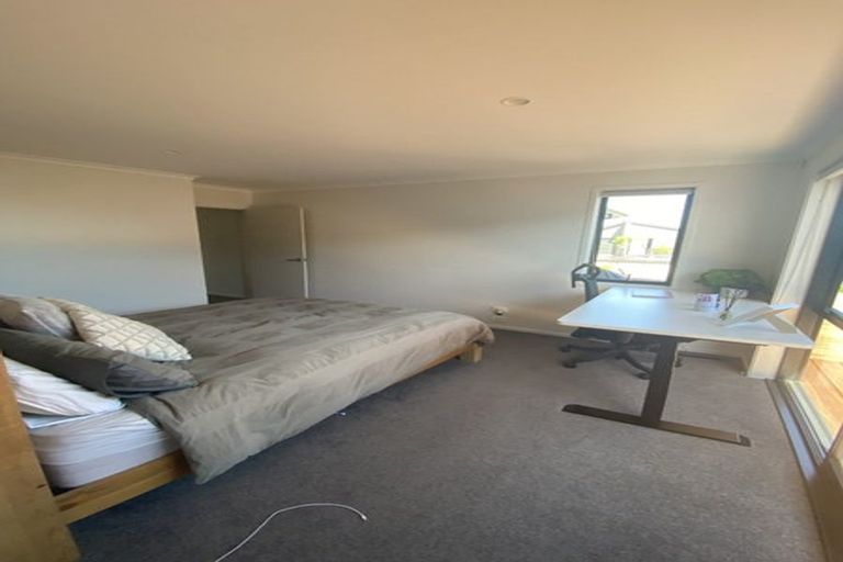 Photo of property in 11 Empire Crescent, Papamoa, 3118