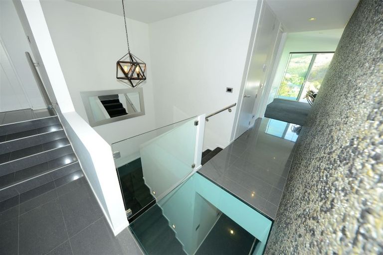 Photo of property in 10 Sanscrit Place, Richmond Hill, Christchurch, 8081