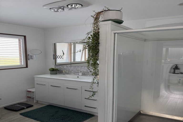 Photo of property in 21b Cooneys Drive, Matua, Tauranga, 3110