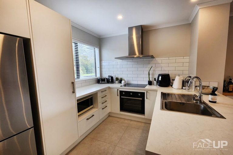 Photo of property in 48 Clark Road, Hobsonville, Auckland, 0616