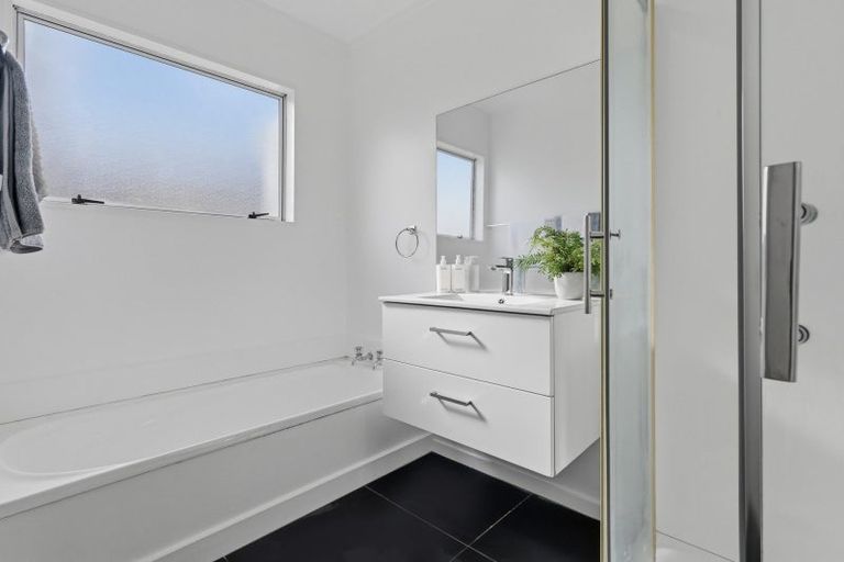 Photo of property in 6a Novella Place, Brookfield, Tauranga, 3110